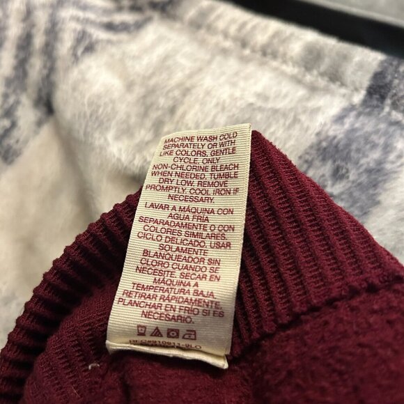 Faded Glory Burgundy Ribbed Leggings - L - 30" Waist, 24" Inseam - Picture 7 of 10